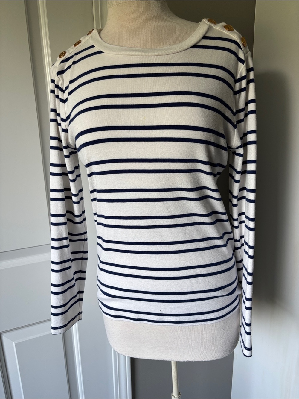 J Crew Perfect Fit Tee like new Large